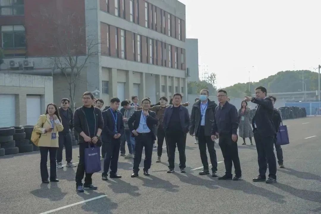 说明: https://tjjt.tongji.edu.cn/__local/7/44/AC/C400CBC60ADB373A2175C43B6F0_AA125BE3_18B65.jpg